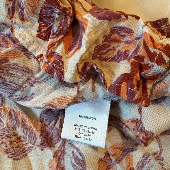 Modcloth Leaf Print Blouse - Picture 10 of 10